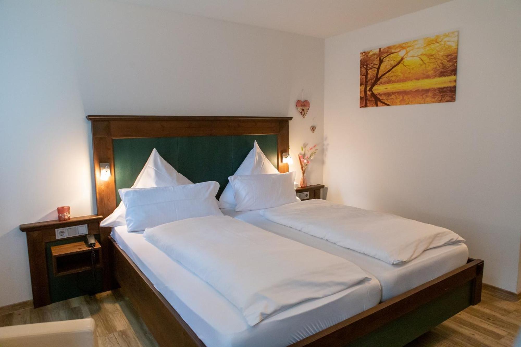 Hotel Restaurant Auerhahn Бад-Вильдбад Экстерьер фото
